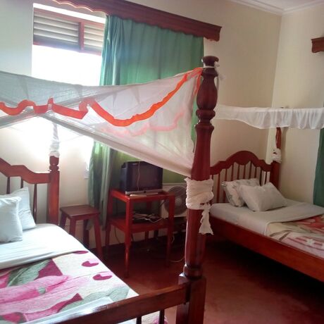 Imagen de la habitación del Hotel Skyway Entebbe. Foto 15