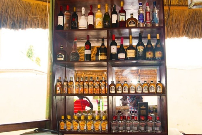 Imagen del bar/restaurante del Hotel Skyways, Bortianor. Foto 5