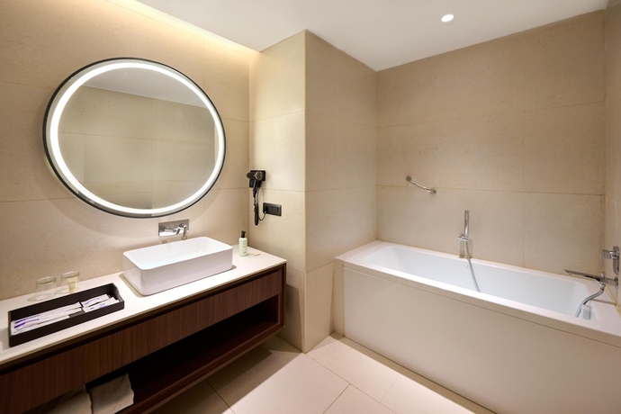 Imagen de la habitación del Hotel Skywings Sarovar Portico Mathura. Foto 3