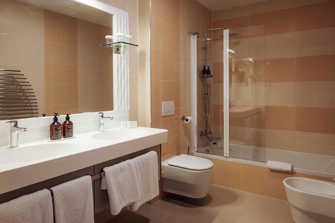 Imagen general del Hotel Slatina, Ratanska vas. Foto 8