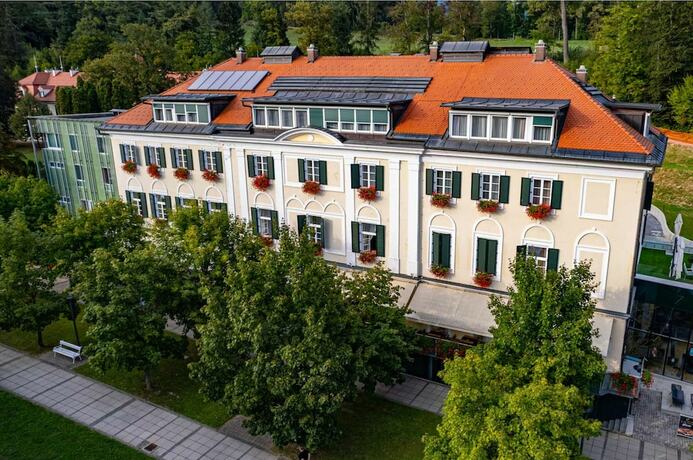 Imagen general del Hotel Slatina, Ratanska vas. Foto 14
