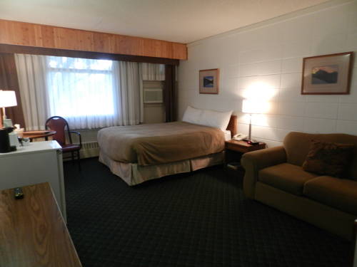 Imagen de la habitación del Hotel Slave Lake Inn and Conference Centre. Foto 4