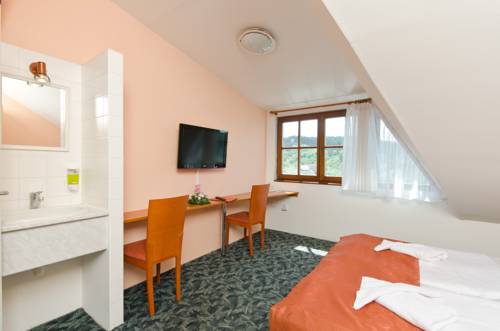 Imagen de la habitación del Hotel Slavia, Boskovice. Foto 15