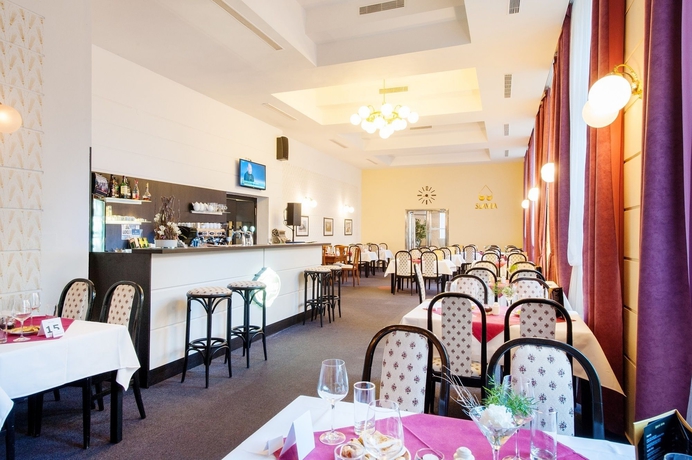 Imagen del bar/restaurante del Hotel Slavia, Brno. Foto 4