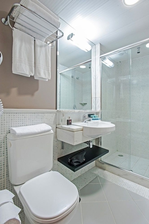 Imagen de la habitación del Hotel Slaviero Curitiba Batel. Foto 6