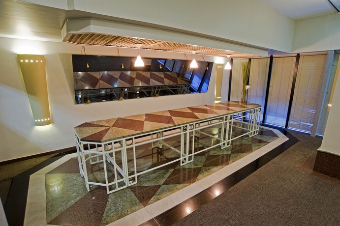 Imagen de los interiores del Hotel Slaviero Curitiba Centro. Foto 11