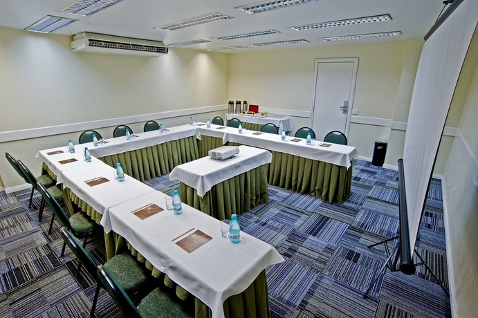 Imagen de los interiores del Hotel Slaviero Curitiba Shopping. Foto 8