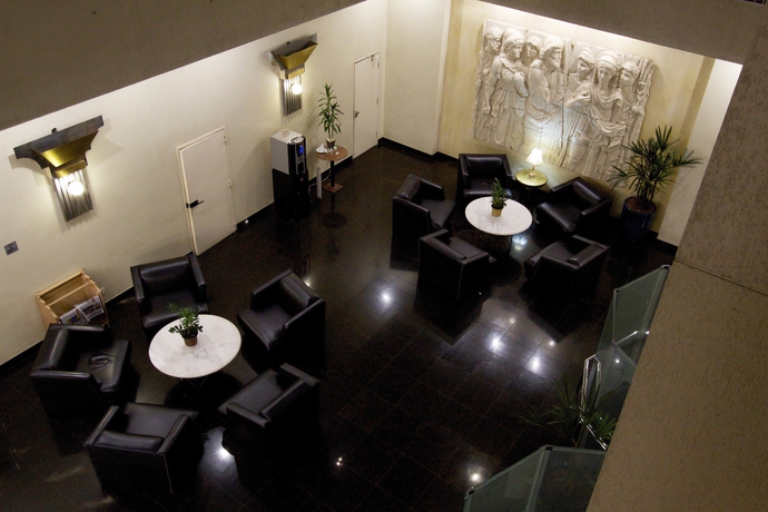 Imagen de los interiores del Hotel Slaviero Londrina Flat. Foto 13