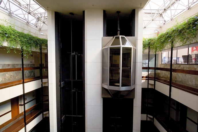 Imagen de los interiores del Hotel Slaviero Londrina Flat. Foto 14
