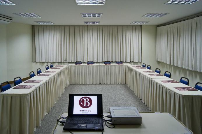 Imagen de los interiores del Hotel Slaviero Vit&oacute;ria. Foto 18