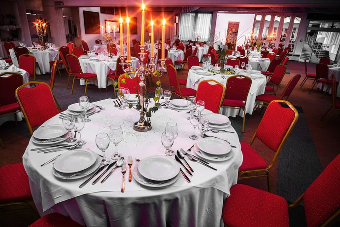 Imagen de los interiores del Hotel Slavonija. Foto 19