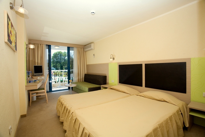 Imagen de la habitación del Hotel Slavuna. Foto 3