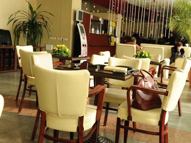 Imagen general del Hotel Slavutich. Foto 1