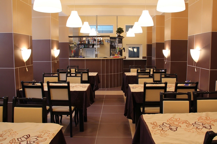 Imagen del bar/restaurante del Hotel Slavyanka, Nizhny Novgorod. Foto 4