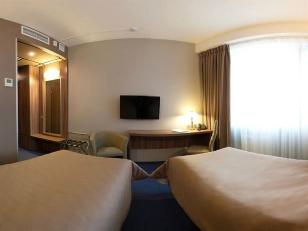 Imagen general del Hotel Slavyanskaya, Minsk. Foto 3