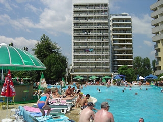 Imagen de la piscina del Hotel Slavyanski. Foto 5