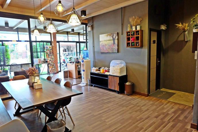 Imagen de los interiores del Hotel Sleep Airport Chiang Mai. Foto 8