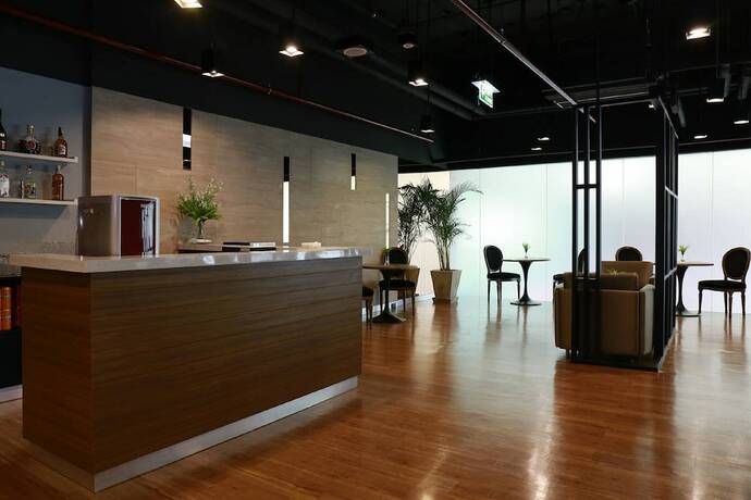 Imagen del bar/restaurante del Hotel Sleep Box By Miracle. Foto 19