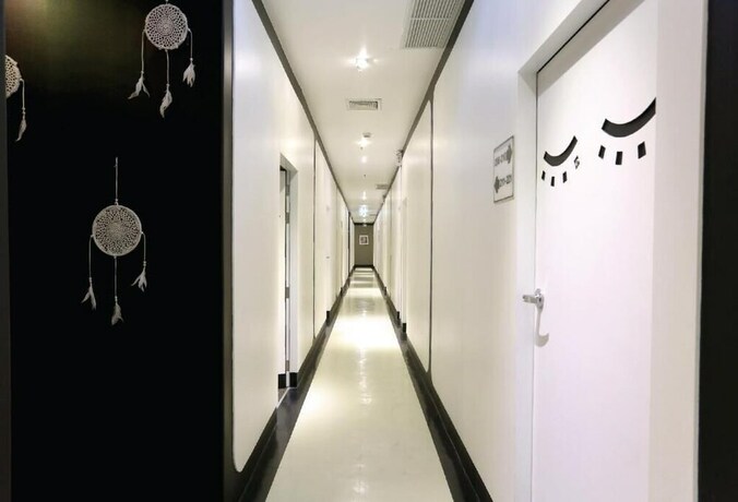 Imagen de los interiores del Hotel Sleep Box By Miracle. Foto 29