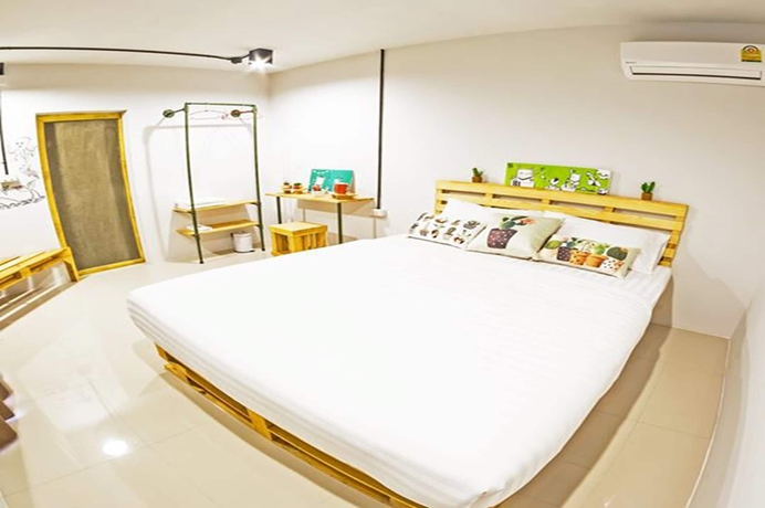 Imagen de la habitación del Hotel Sleep Cube. Foto 11