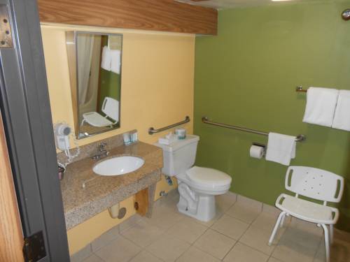 Imagen de la habitación del Hotel Sleep Inn Airport, Sioux Falls. Foto 6