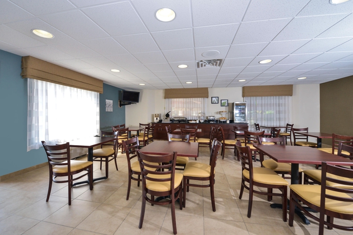 Imagen del bar/restaurante del Hotel Sleep Inn, Amherst. Foto 2
