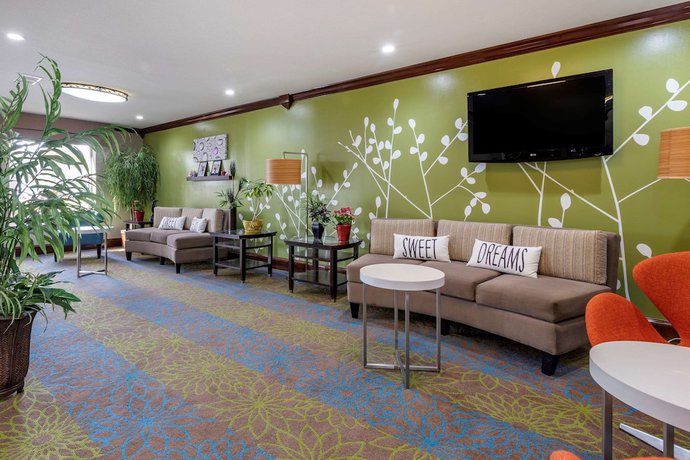 Imagen de los interiores del Hotel Sleep Inn And Suites Brunswick. Foto 17