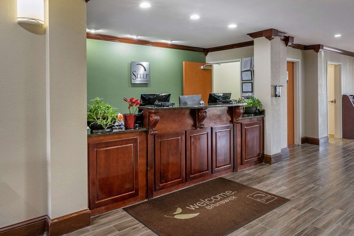 Imagen de los interiores del Hotel Sleep Inn And Suites Brunswick. Foto 18