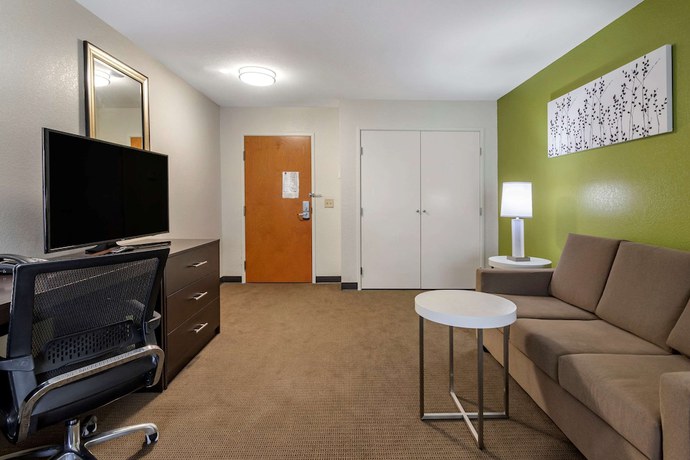 Imagen de la habitación del Hotel Sleep Inn And Suites Brunswick. Foto 9