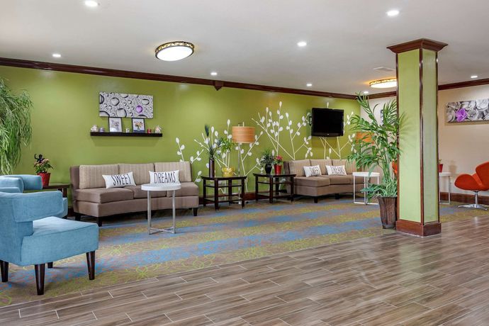 Imagen de los interiores del Hotel Sleep Inn And Suites Brunswick. Foto 20