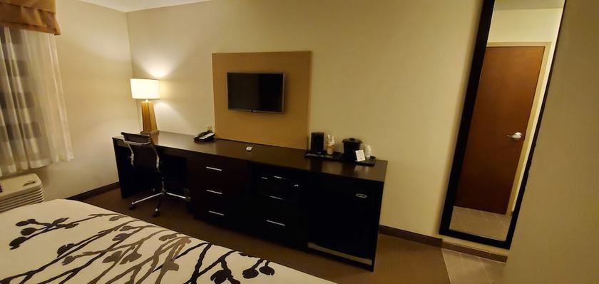 Imagen de la habitación del Hotel Sleep Inn And Suites Defuniak Springs - Crestview. Foto 14