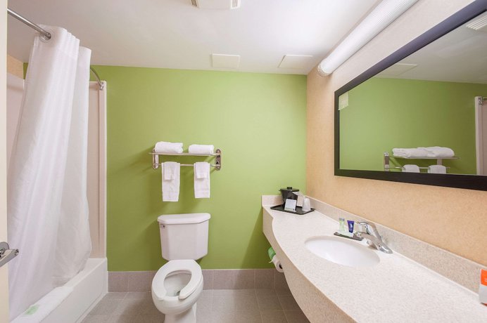 Imagen de la habitación del Hotel Sleep Inn And Suites, Dover. Foto 3