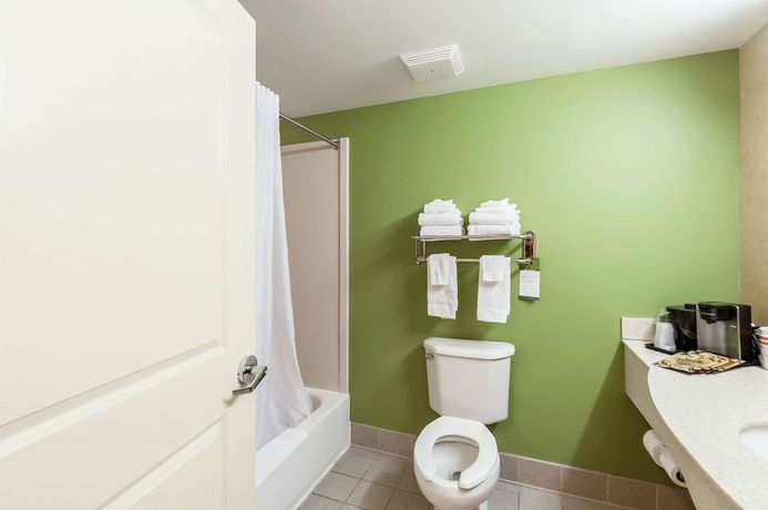 Imagen de la habitación del Hotel Sleep Inn And Suites, Dover. Foto 8
