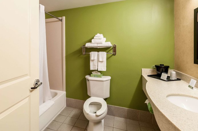 Imagen de la habitación del Hotel Sleep Inn And Suites, Dover. Foto 12