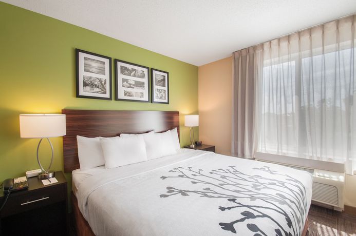 Imagen de la habitación del Hotel Sleep Inn And Suites, Dover. Foto 13