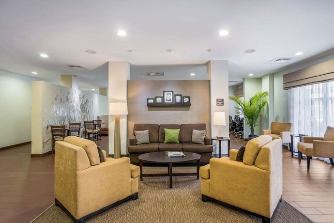 Imagen de los interiores del Hotel Sleep Inn And Suites, Hannibal. Foto 19