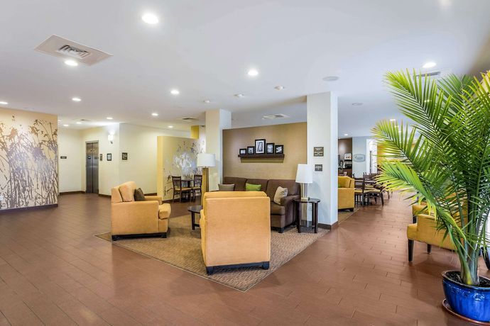 Imagen de los interiores del Hotel Sleep Inn And Suites, Hannibal. Foto 20