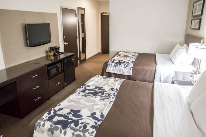 Imagen de la habitación del Hotel Sleep Inn And Suites Indoor Waterpark. Foto 4