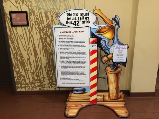 Imagen de la piscina del Hotel Sleep Inn And Suites Indoor Waterpark. Foto 20
