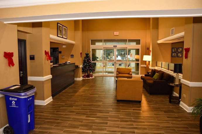 Imagen de los interiores del Hotel Sleep Inn And Suites Laurel. Foto 15