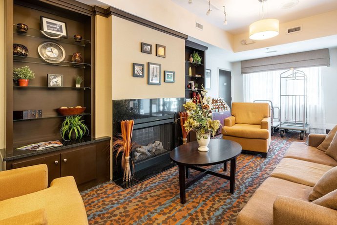 Imagen de los interiores del Hotel Sleep Inn And Suites, Midlothian. Foto 17