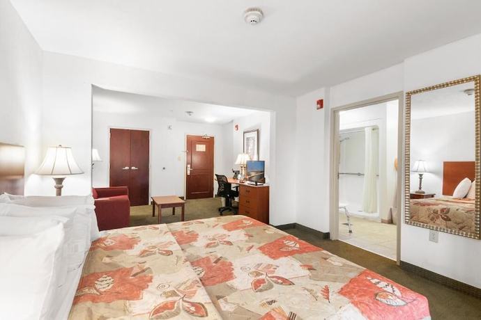 Imagen de la habitación del Hotel Sleep Inn And Suites, Newport News. Foto 11