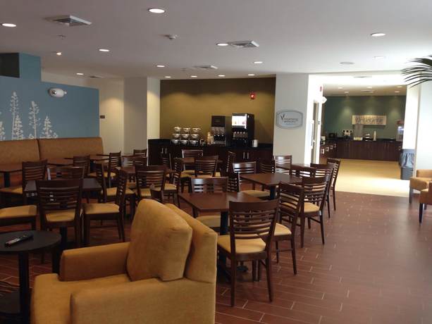 Imagen de los interiores del Hotel Sleep Inn And Suites O'fallon Mo - Technology Drive. Foto 18