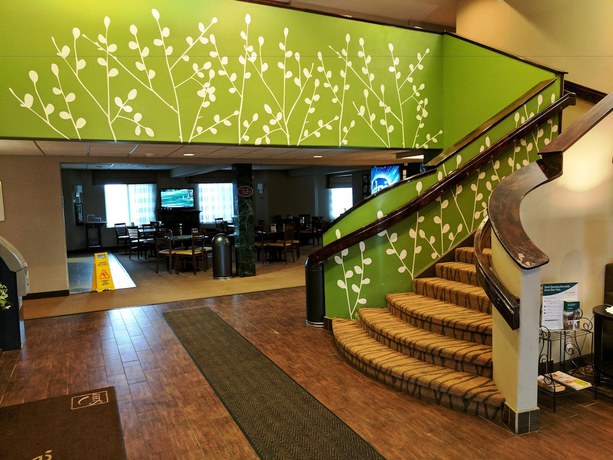 Imagen de los interiores del Hotel Sleep Inn And Suites Oregon. Foto 18