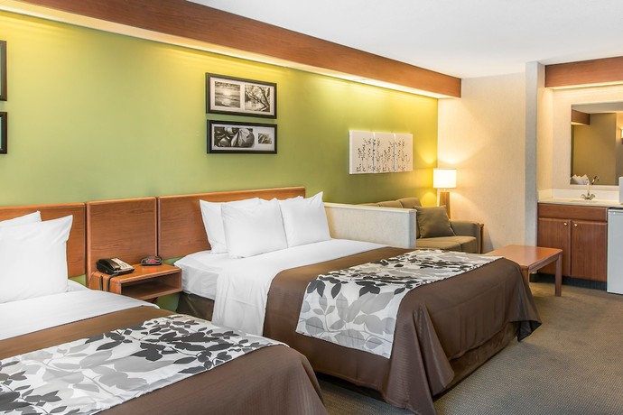 Imagen de la habitación del Hotel Sleep Inn And Suites Oregon. Foto 14