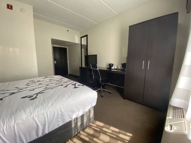 Imagen de la habitación del Hotel Sleep Inn Atlanta Airport. Foto 12