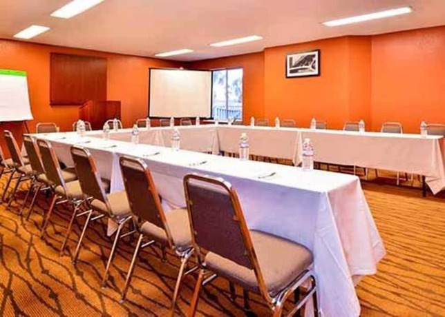 Imagen de los interiores del Hotel Sleep Inn Beaufort. Foto 16