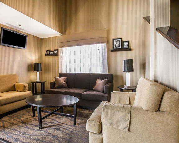 Imagen de los interiores del Hotel Sleep Inn Bessemer Helena. Foto 17