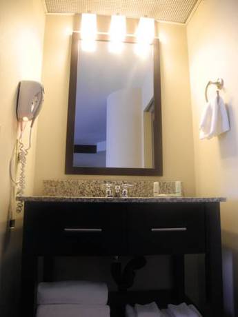 Imagen de la habitación del Hotel Sleep Inn Bracebridge. Foto 5