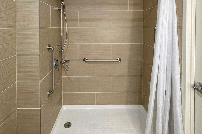 Imagen de la habitación del Hotel Sleep Inn Bronx. Foto 2
